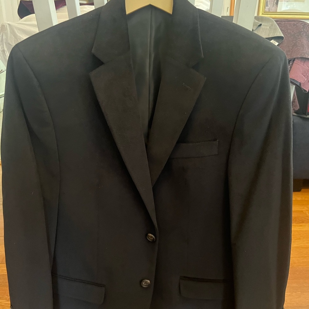 Men’s suit